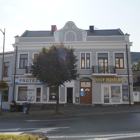 Apartamenty Ostrowiec - Pokoje Goscinne Centrum Ostrowiec Świętokrzyski Buitenkant foto