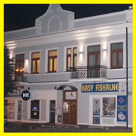 Apartamenty Ostrowiec - Pokoje Goscinne Centrum Ostrowiec Świętokrzyski Buitenkant foto