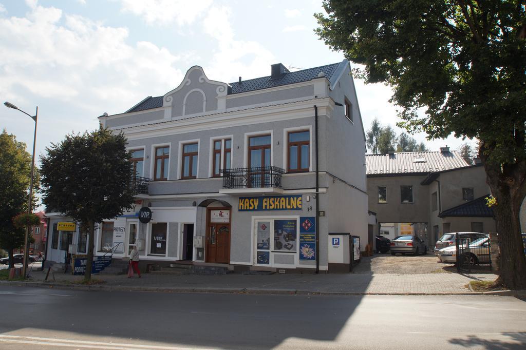 Apartamenty Ostrowiec - Pokoje Goscinne Centrum Ostrowiec Świętokrzyski Buitenkant foto